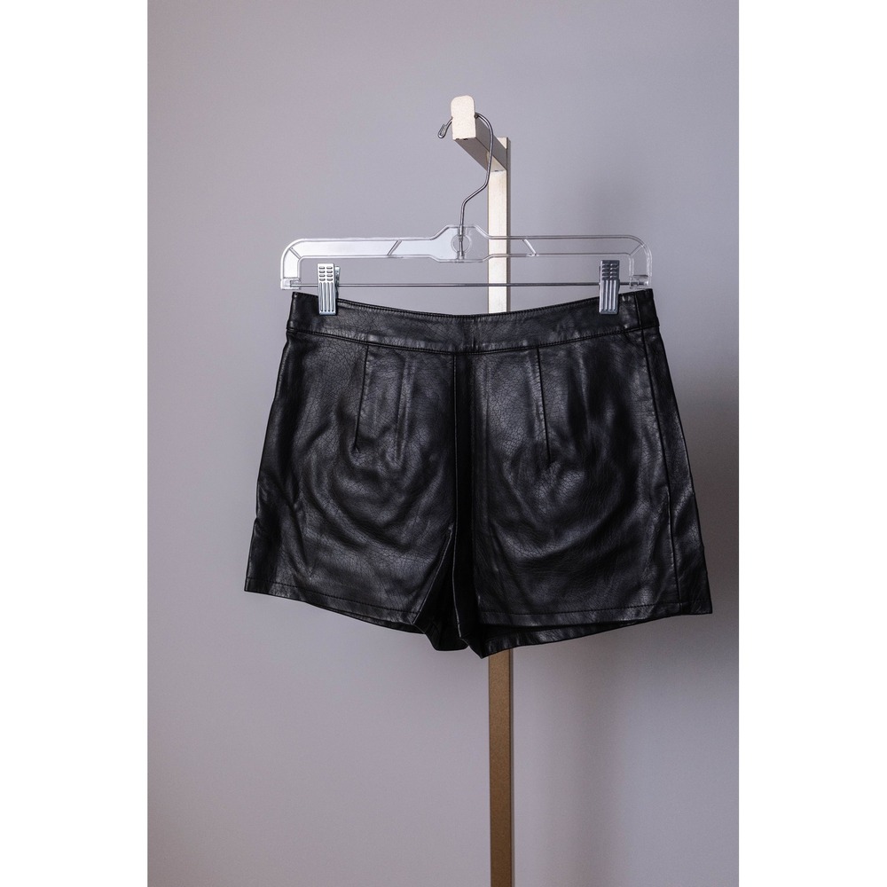 Forever 21 Women's Black Faux Leather Shorts High Rise Vegan Leather Size S